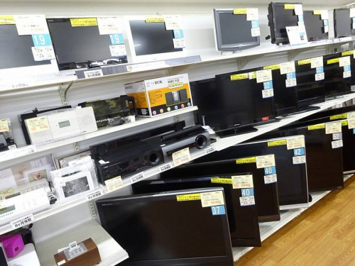 SHARP・32インチ・アクオス（LC-32H11）テレビ入荷いたしました