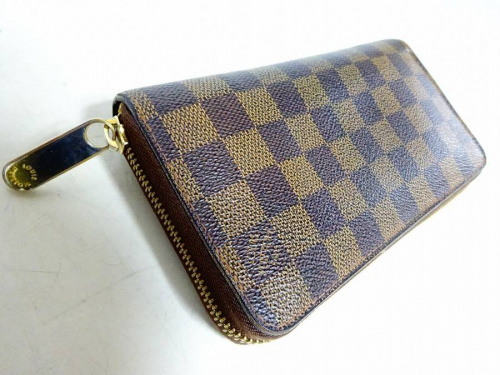 ブランド・ラグジュアリーの財布