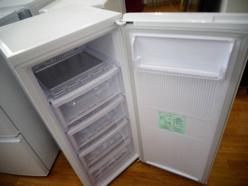 冷凍庫の洗濯機