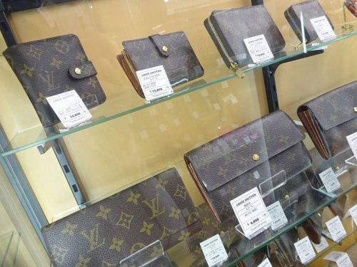 大阪八尾店ブランド