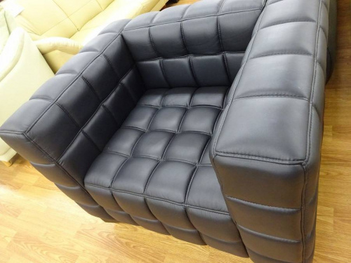 家具のソファー