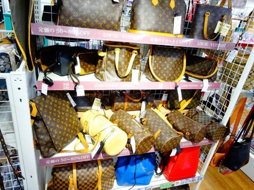 関西の大阪八尾店ブランド