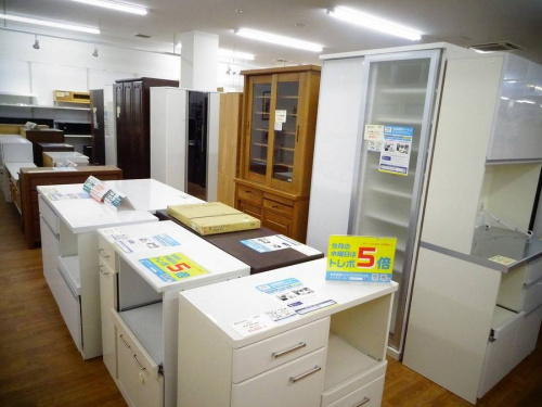 大阪八尾店家具