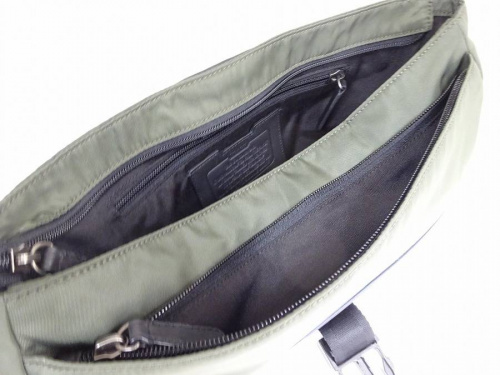 バッグのコーチ（COACH）