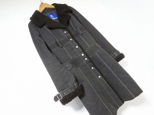 レディースファッションのバーバリー(BURBERRY)