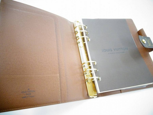 手帳カバーのルイヴィトン（LOUIS VUITTON）