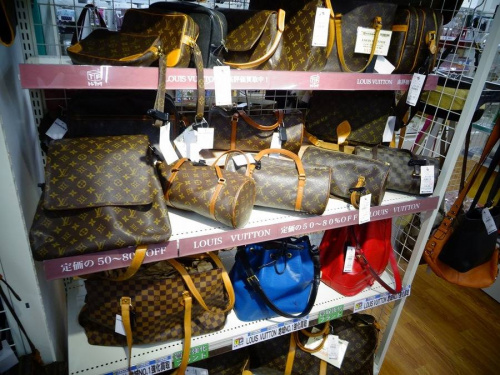 関西の大阪八尾店ブランド