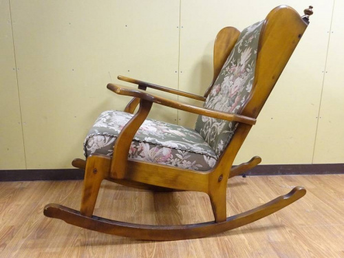 ロッキングチェアの関西