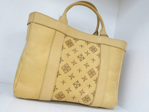 バッグのrusset