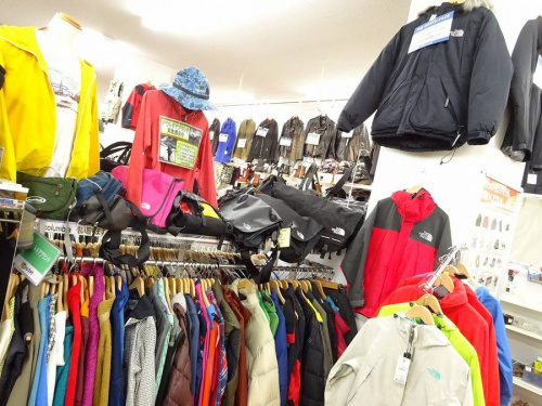 TATRASの大阪八尾店ファッション