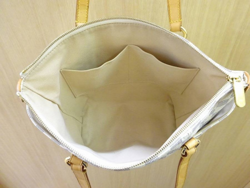 バッグのルイヴィトン（LOUIS VUITTON）