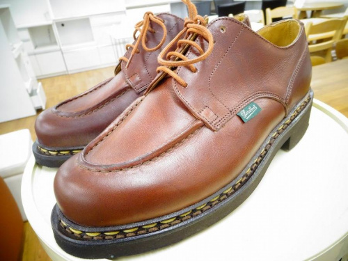 レディースファッションのシューズ