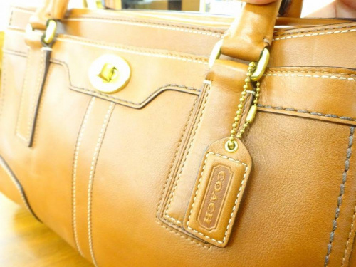 財布のコーチ（COACH）