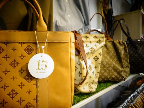 レディースファッションのrusset