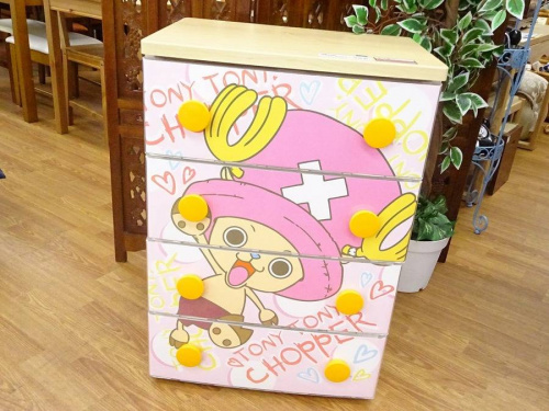 関西の大阪八尾店家具