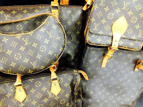 ブランド・ラグジュアリーのルイヴィトン（LOUIS　VUITTON）