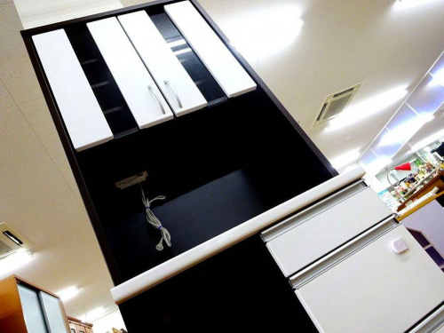 関西の大阪八尾店家具