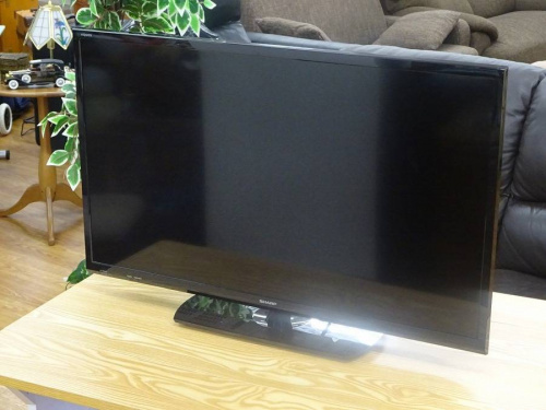 デジタル家電の液晶テレビ