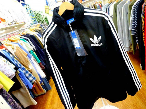 スポーツウェアのメンズ