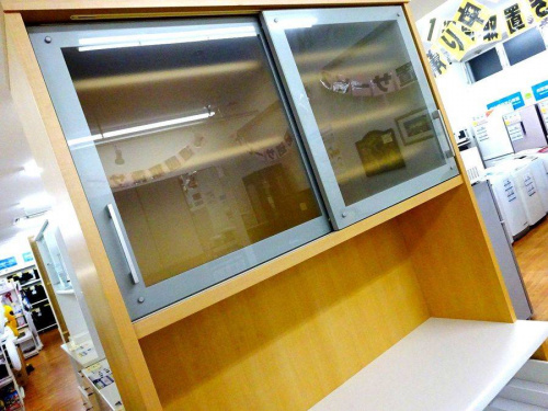 関西の大阪八尾店家具