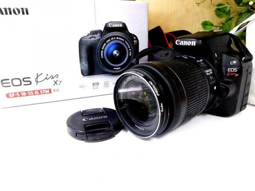 デジタル家電のデジタルカメラ