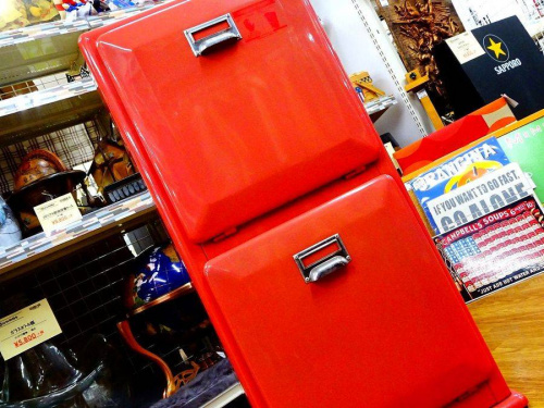 ダストボックスのDULTON