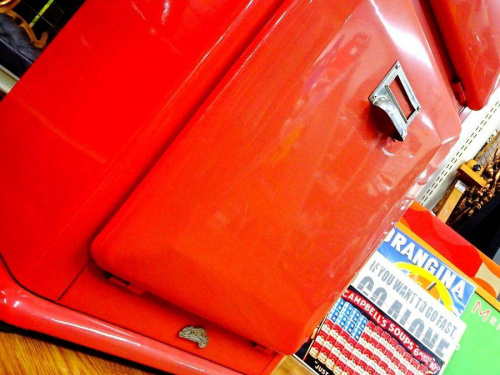 関西の大阪八尾店家具