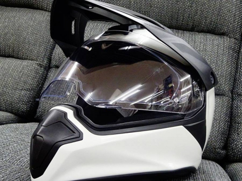 スポーツ用品のヘルメット