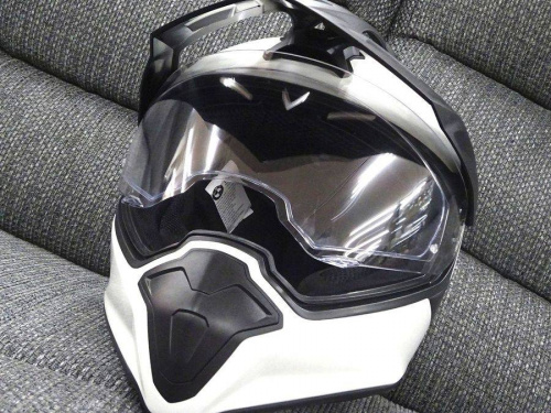 ヘルメットの関西