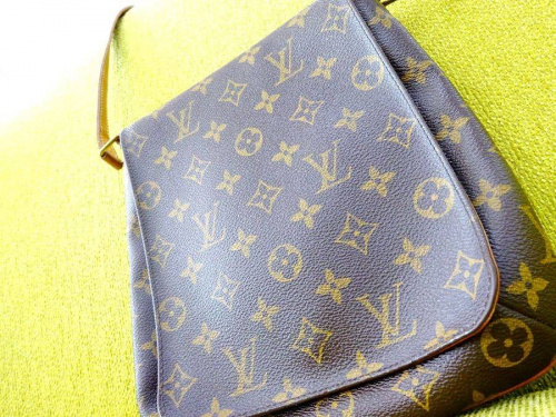 ブランド・ラグジュアリーのルイヴィトン（LOUIS VUITTON）