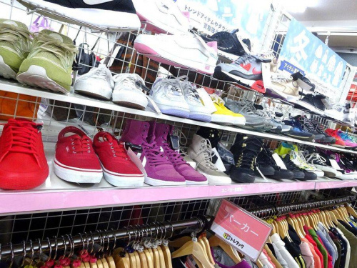 大阪八尾店ファッション
