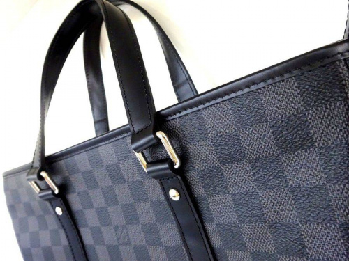 ¥Ö¥é¥ó¥É¡¦¥é¥°¥¸¥å¥¢¥ê¡¼¤Î¥ë¥¤¥ô¥£¥È¥ó¡ÊLOUIS VUITTON¡Ë