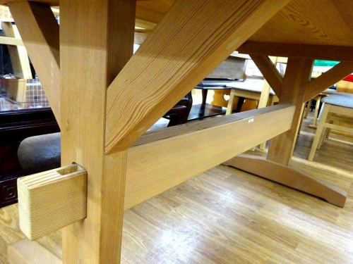 北の住まい設計社の大阪八尾店家具