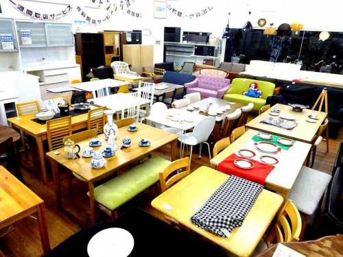 大阪八尾店家具