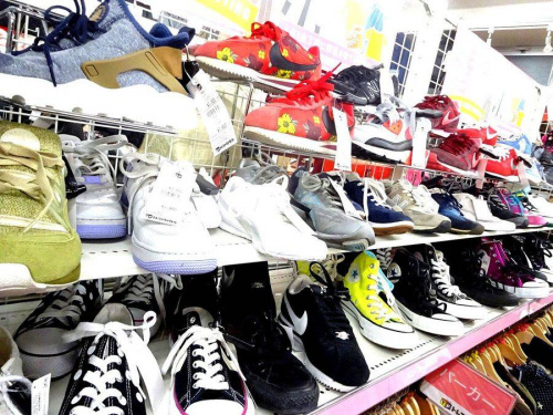 リサイクルショップ 大阪の大阪八尾店ファッション