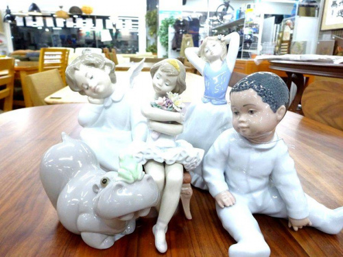 置物のLLADRO