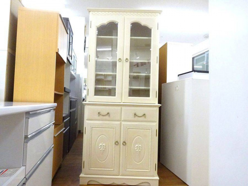 家具のカップボード・食器棚