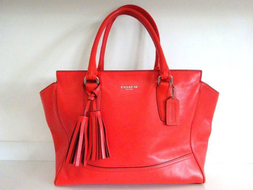 バッグのコーチ（COACH）