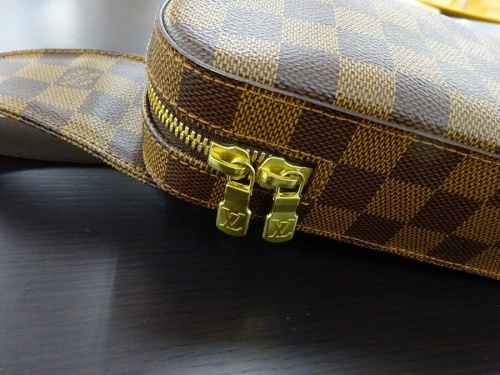 大阪　中古　ヴィトンのブランド買取　大阪