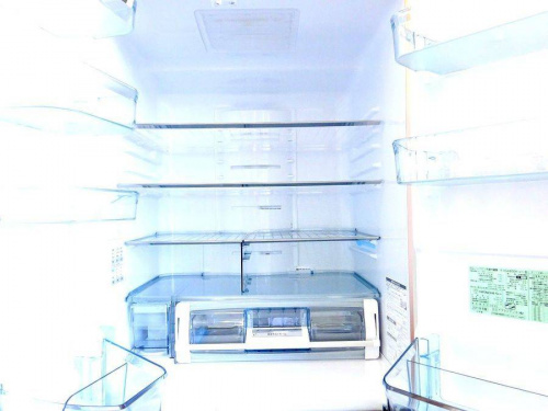 Î䢸ˤÎHITACHI