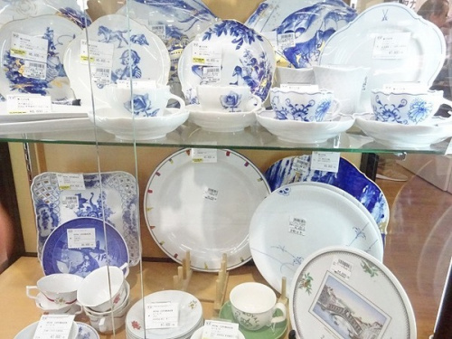 Royal Copenhagenの大阪八尾店