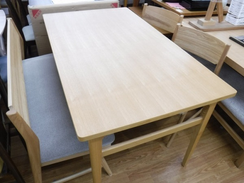 ダイニングセットの中古家具 大阪