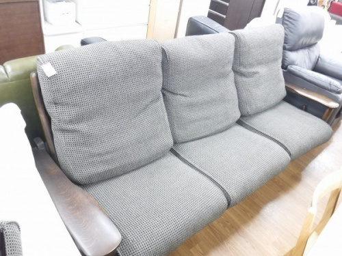 カリモクの中古家具 大阪