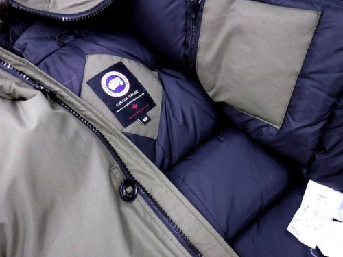 古着 買取 八尾のCANADA GOOSE