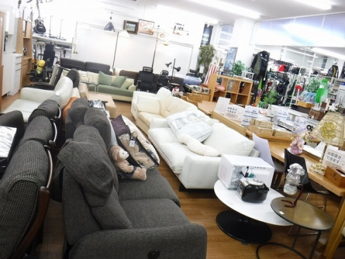 中古家具 八尾のカウチソファー 中古