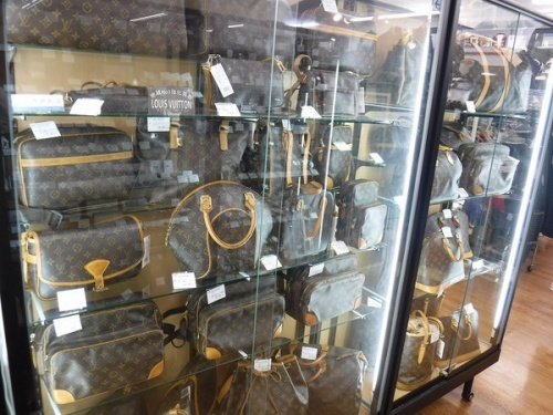 LOUIS VUITTONのルイヴィトン(LOUIS VUITTON)