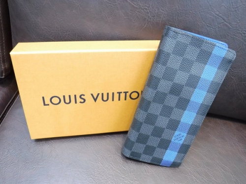 ブランド・ラグジュアリーのLOUIS VUITTON
