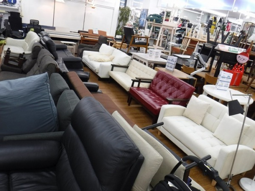中古家具　八尾の2人掛けソファー