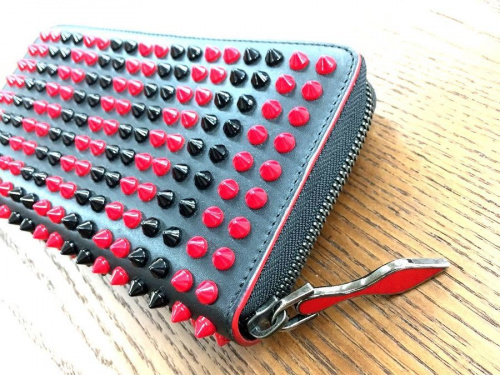 Christian Louboutinのブランド 大阪