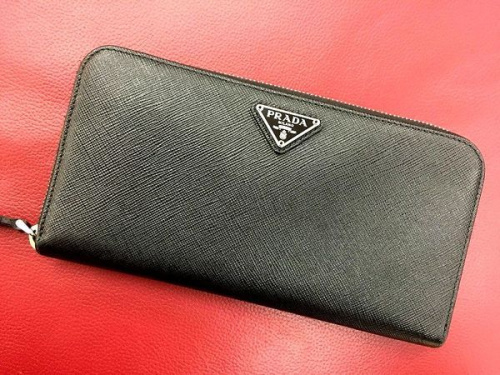 ブランド買取　大阪のPRADA